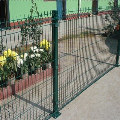Hàng rào uốn cong chữ V{1}}mạ kẽm nhúng nóng-